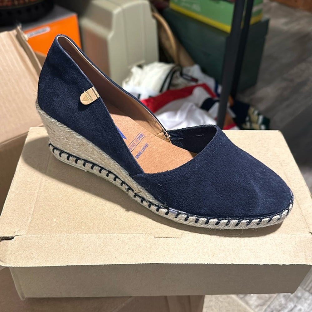 Verbenas leather wedge